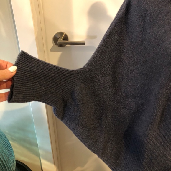 Blue sweater/poncho - Picture 2 of 5